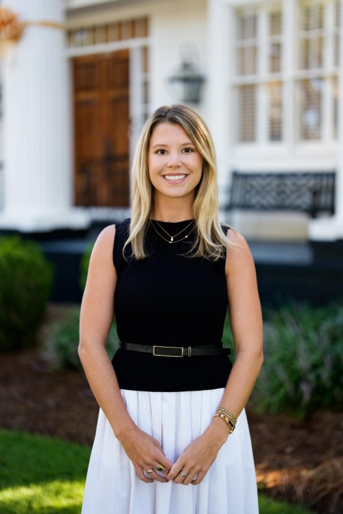 Click to view profile for Olivia O'Neal